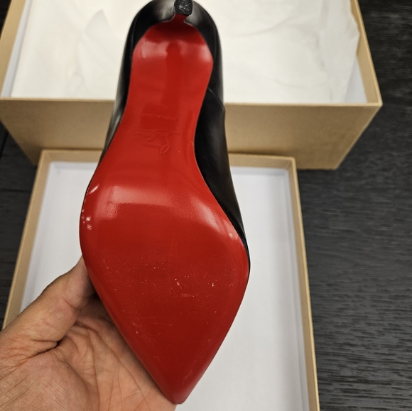 Christian Louboutin So Kate - Picture 7 of 10